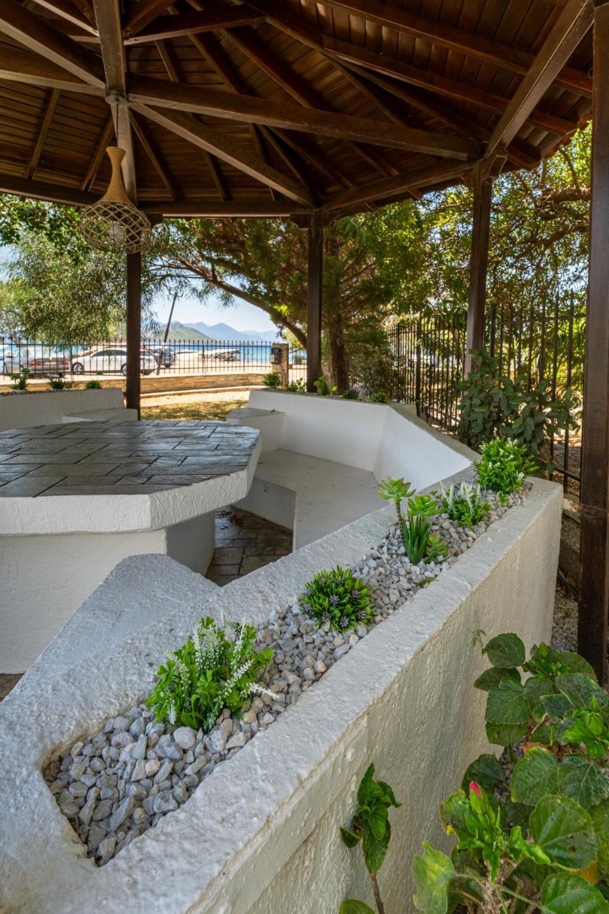 Kazarte Aegina Holiday Studios Kapotidhes Exterior foto